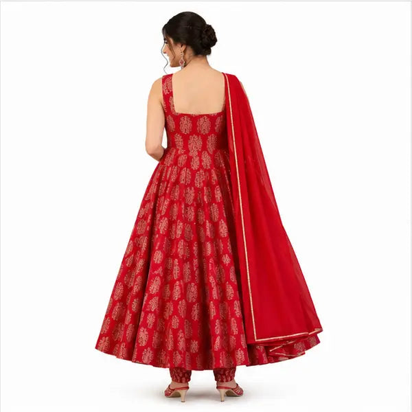 Women’s Muslin Kurta Set with Bottom & Dupatta – Digital Print