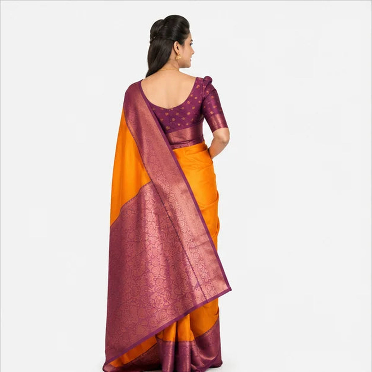 Lichi Silk Saree mit Jacquard Work – Indischer Damen Saree