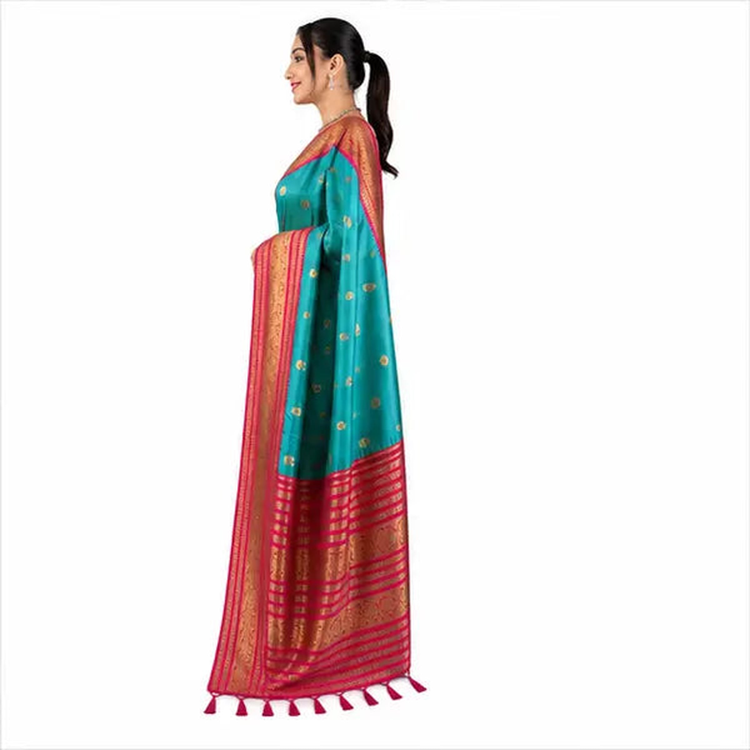Premium Soft Silk Saree mit Zari-Bordüre – Indischer Damen Saree light green