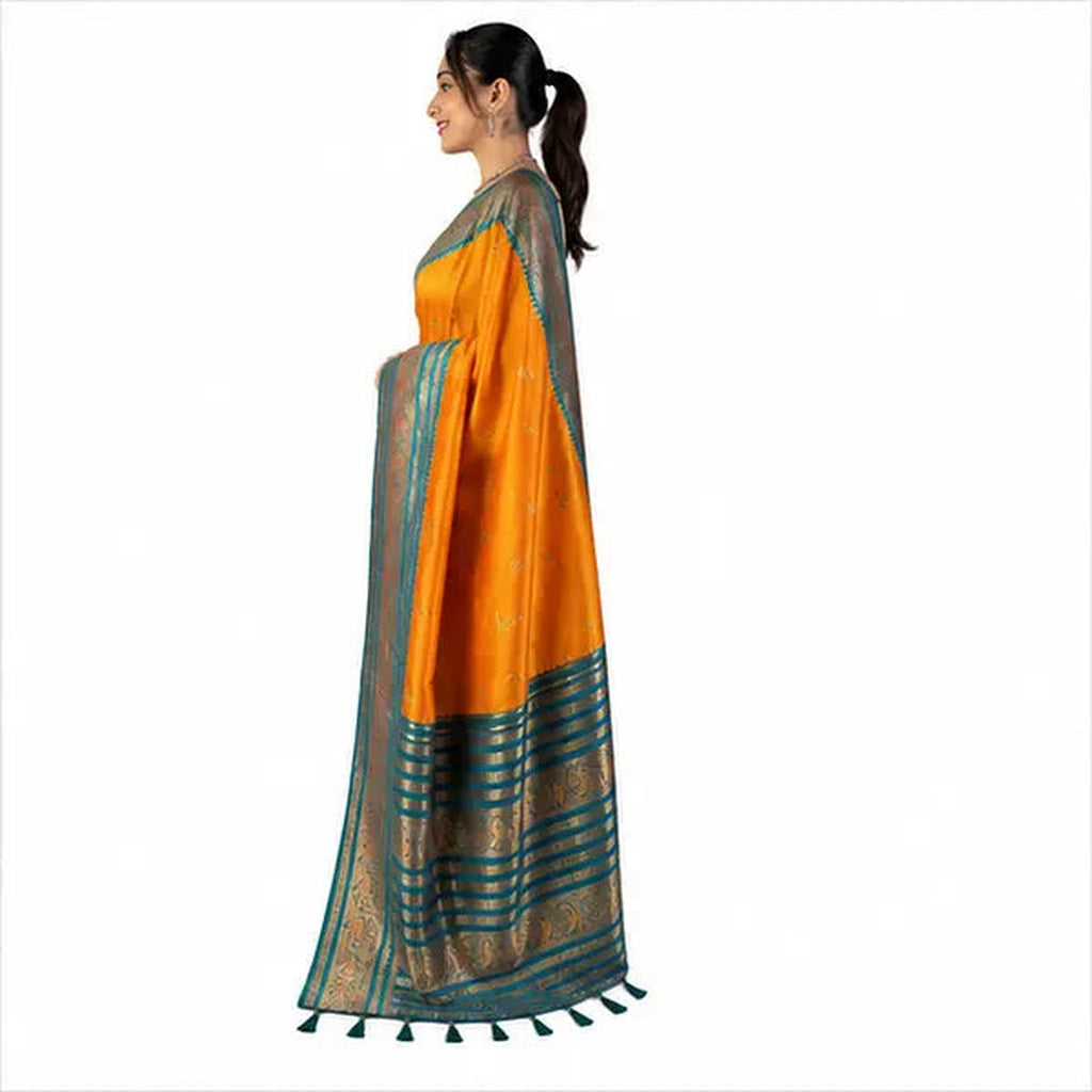 Premium Soft Silk Saree mit Zari-Bordüre – Indischer Damen Saree