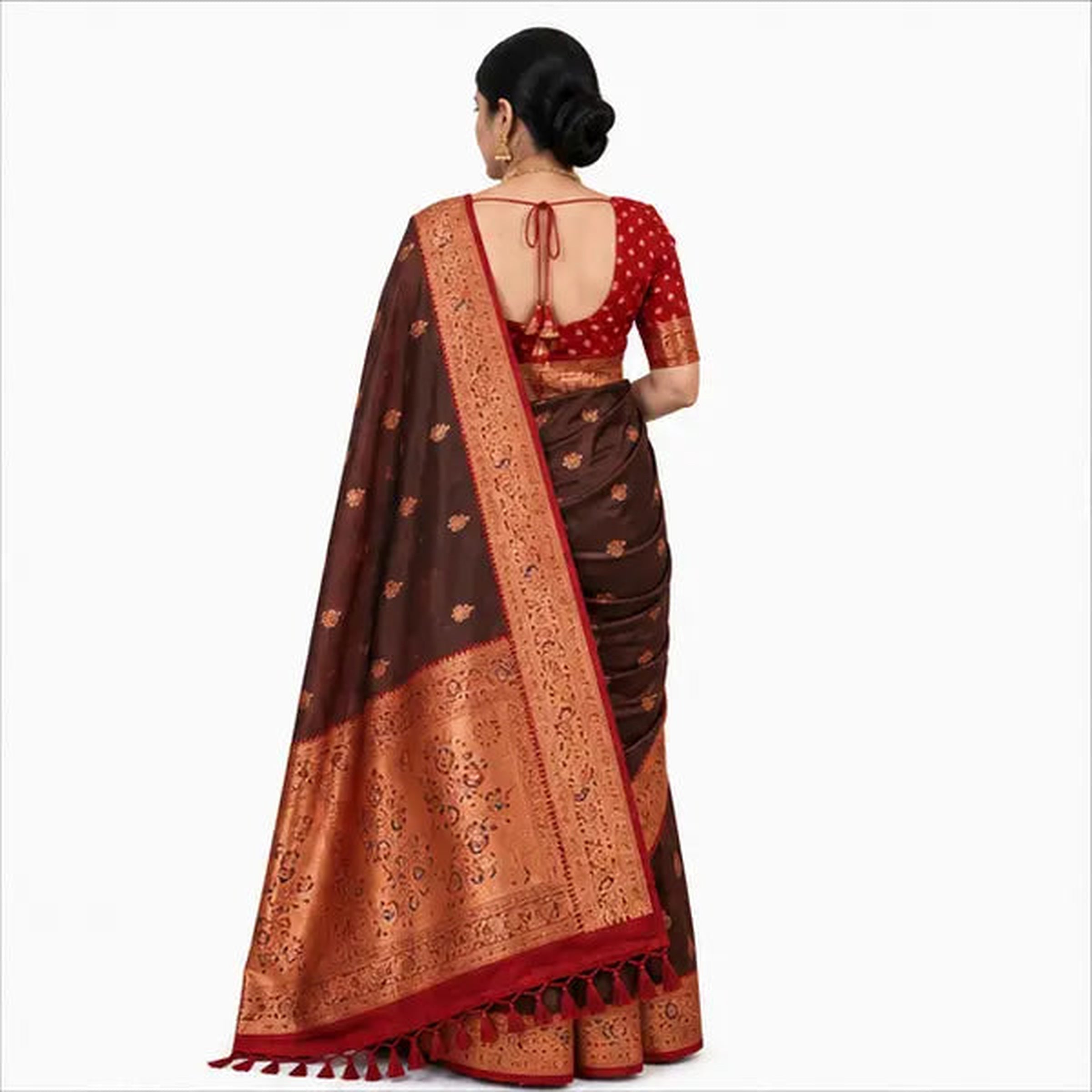 Soft Paithani Silk Saree mit Rich Zari – Indischer Damen Saree brown